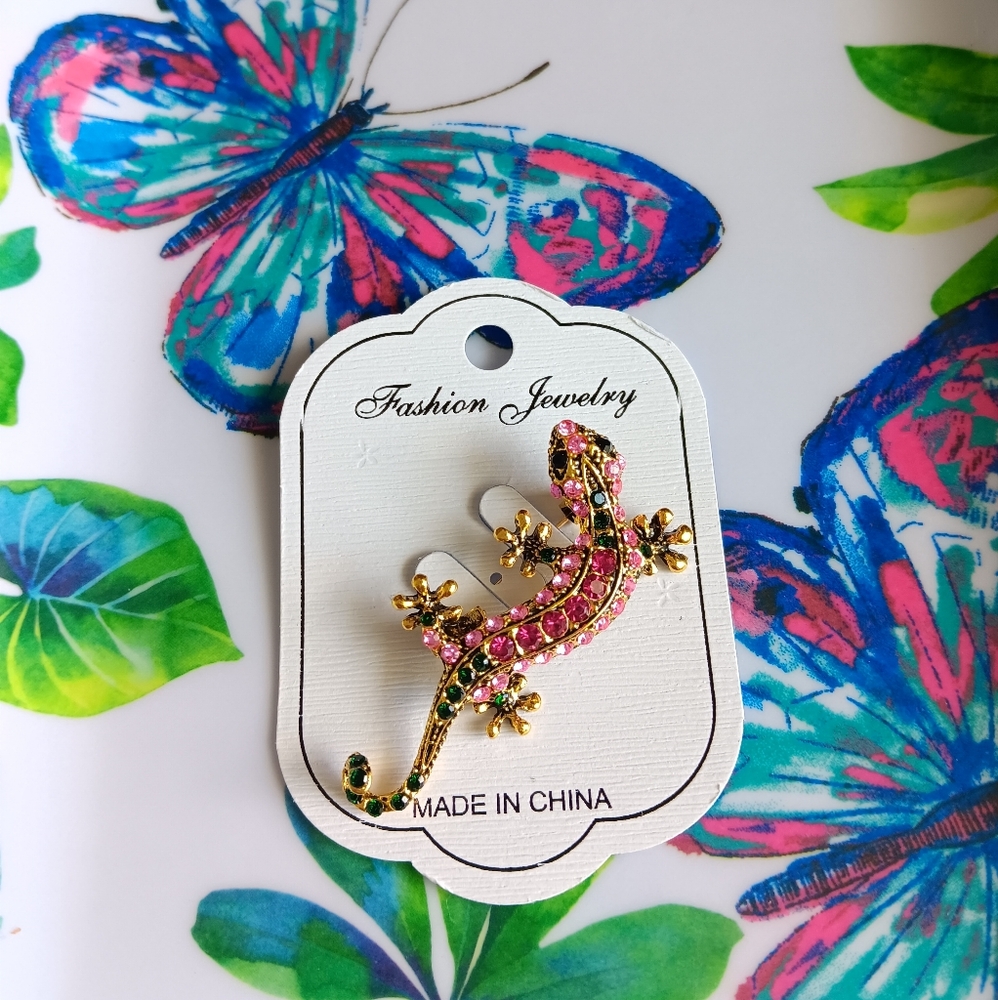 Pink Lizard Brooch - Picture 4 of 7